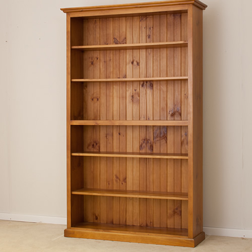 CL 7 x 4 LOCAL MADE PINE BOOKCASE 